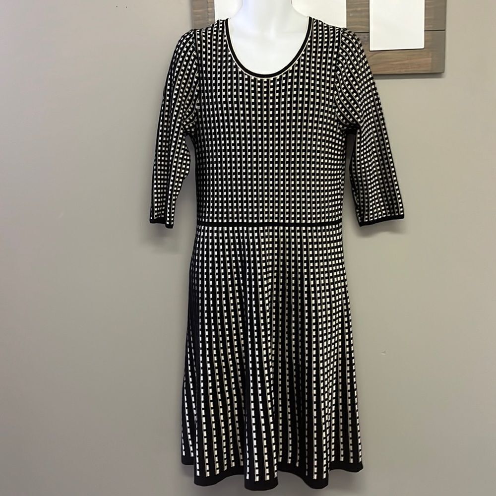 Lane Bryant Black & Beige Abstract Cube & Vertical Lined Sweater Dress-14/16